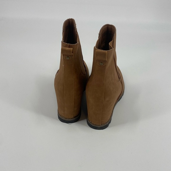 Caramel Colored booties by Target - Picture 3 of 7